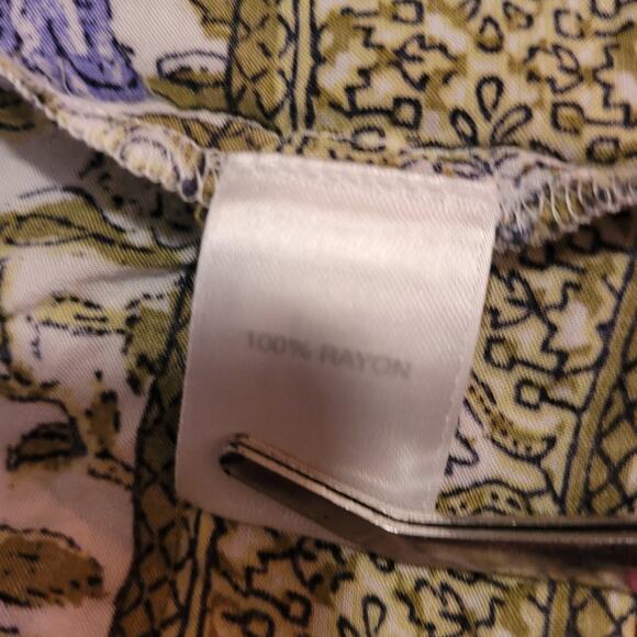 J. Jill Babydoll Tank Top Light Floral Size Large Feminine Gardencore 100% Rayon - Picture 6 of 8